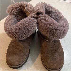 Cozy Brown Shearling Boots